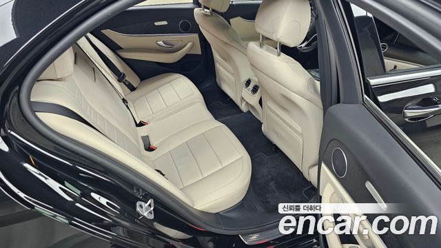 Mercedes-Benz E-Class E250 AMG Line