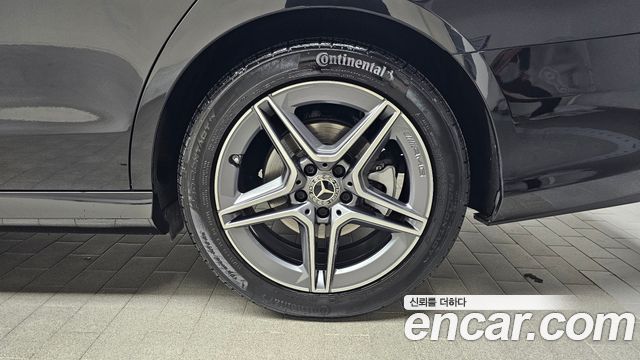 Mercedes-Benz E-Class E250 AMG Line