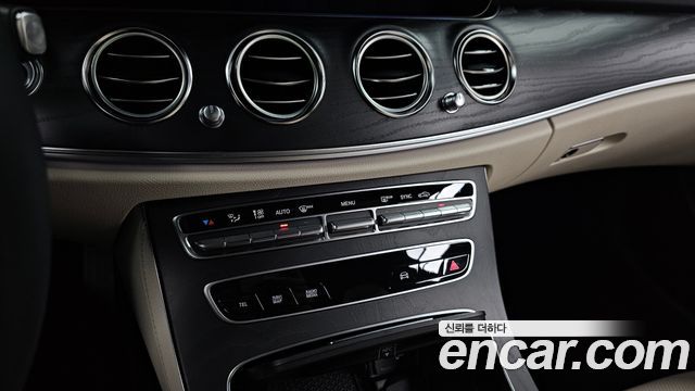 Mercedes-Benz E-Class E250 AMG Line