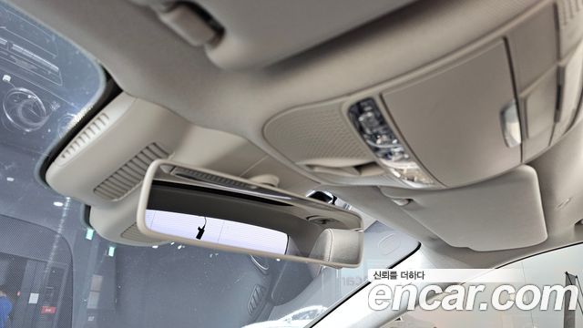 Mercedes-Benz E-Class E300 4MATIC Avnatgarde