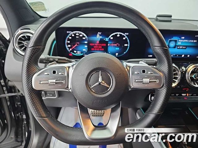 Mercedes-Benz EQB EQB300 4MATIC AMG Line