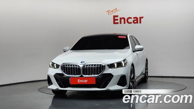 BMW 5-Series 530e M Sport