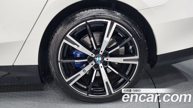 BMW 5-Series 530e M Sport