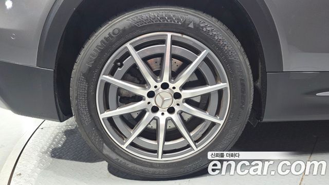 Mercedes-Benz GLB-Class AMG GLB35 4MATIC