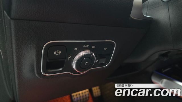 Mercedes-Benz GLB-Class AMG GLB35 4MATIC