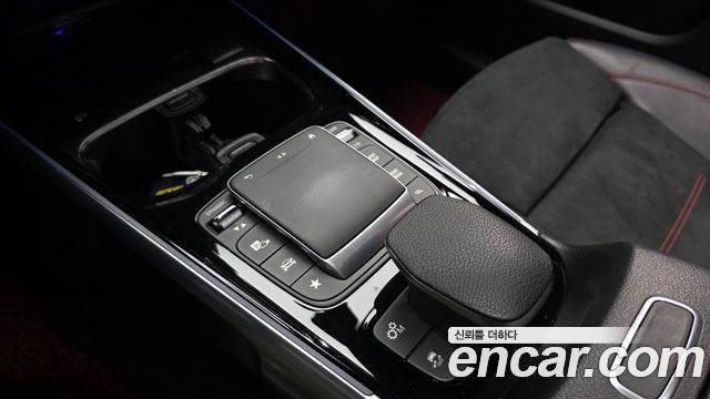 Mercedes-Benz GLB-Class AMG GLB35 4MATIC