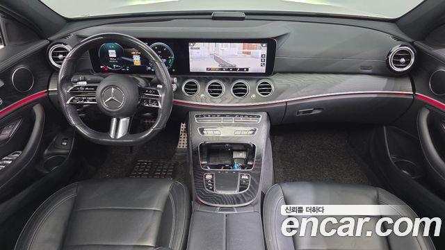 Mercedes-Benz E-Class E220d 4MATIC AMG Line
