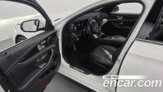 Mercedes-Benz E-Class E220d 4MATIC AMG Line