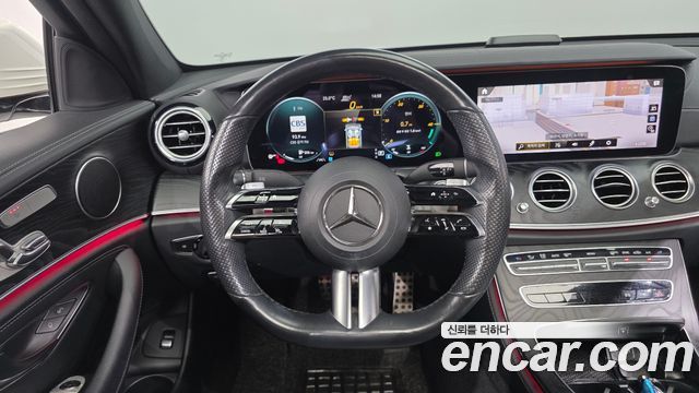 Mercedes-Benz E-Class E220d 4MATIC AMG Line