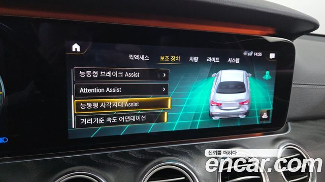 Mercedes-Benz E-Class E220d 4MATIC AMG Line