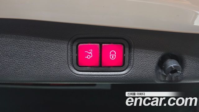 Mercedes-Benz E-Class E220d 4MATIC AMG Line