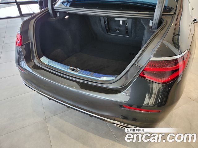 Mercedes-Benz S-Class S500L 4MATIC