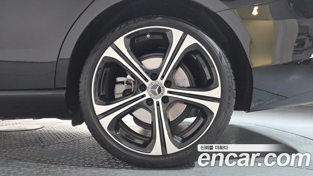 Mercedes-Benz C-Class C300 4MATIC Avantgarde