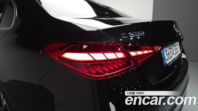 Mercedes-Benz C-Class C300 4MATIC Avantgarde