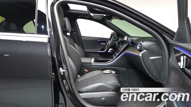 Mercedes-Benz C-Class C300 4MATIC Avantgarde