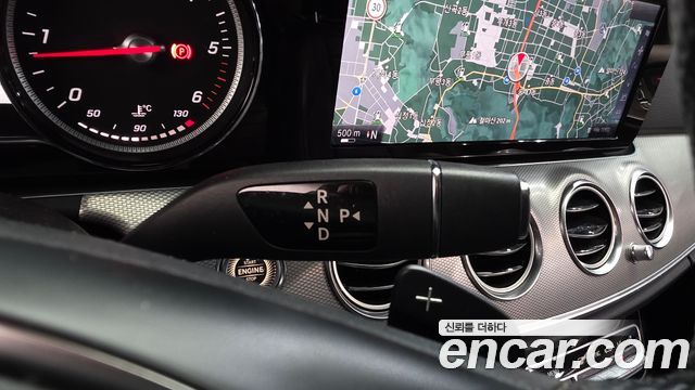 Mercedes-Benz E-Class E220d Avantgarde
