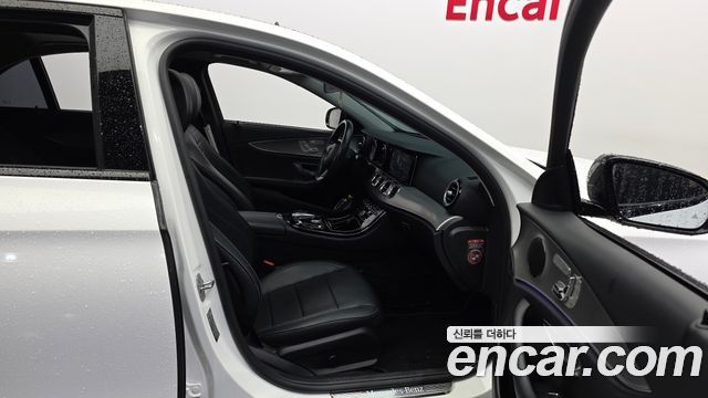 Mercedes-Benz E-Class E220d Avantgarde