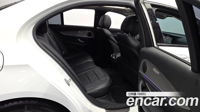 Mercedes-Benz E-Class E220d Avantgarde