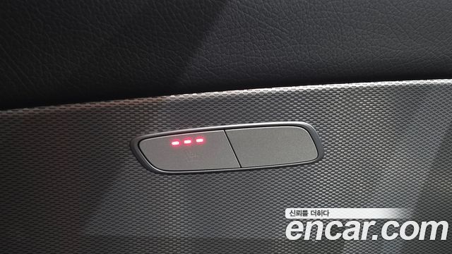 Mercedes-Benz E-Class E220d Avantgarde