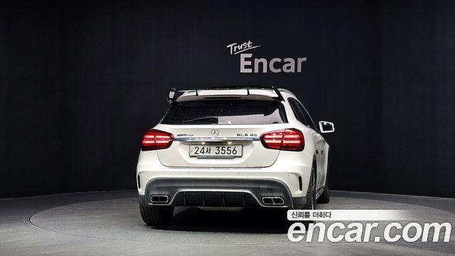 Mercedes-Benz GLA-Class GLA45 AMG 4MATIC