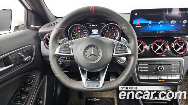 Mercedes-Benz GLA-Class GLA45 AMG 4MATIC