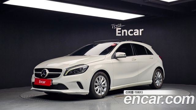 Mercedes-Benz A-Class A200