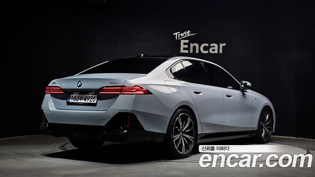 BMW 5-Series 530i xDrive M Sport