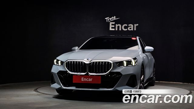 BMW 5-Series 530i xDrive M Sport