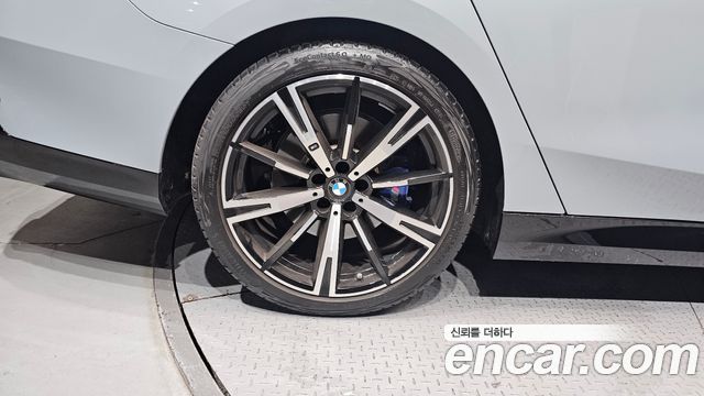 BMW 5-Series 530i xDrive M Sport