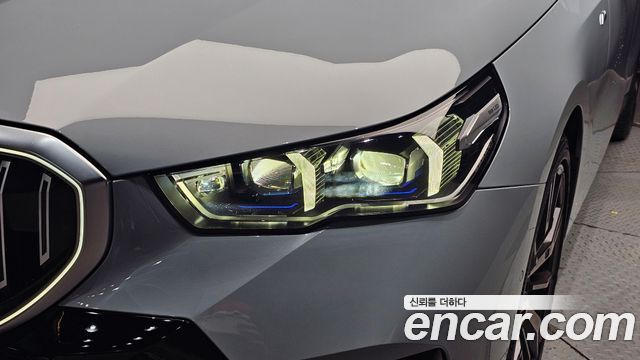 BMW 5-Series 530i xDrive M Sport