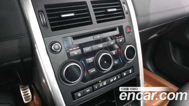 Land Rover Discovery Sport 2.0 TD4 SE