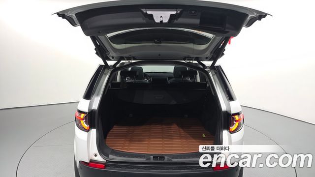 Land Rover Discovery Sport 2.0 TD4 SE