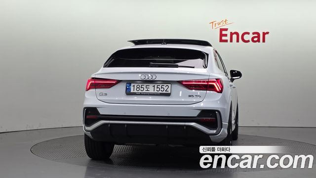 Audi Q3 35 TDI Premium Sportback