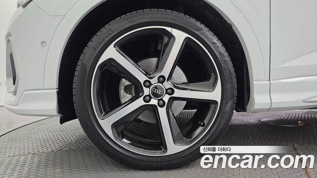 Audi Q3 35 TDI Premium Sportback