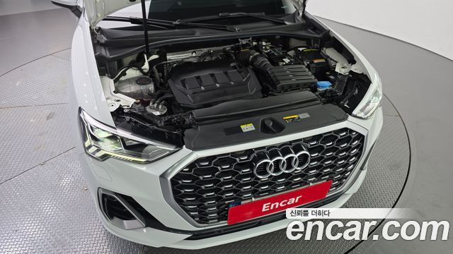 Audi Q3 35 TDI Premium Sportback