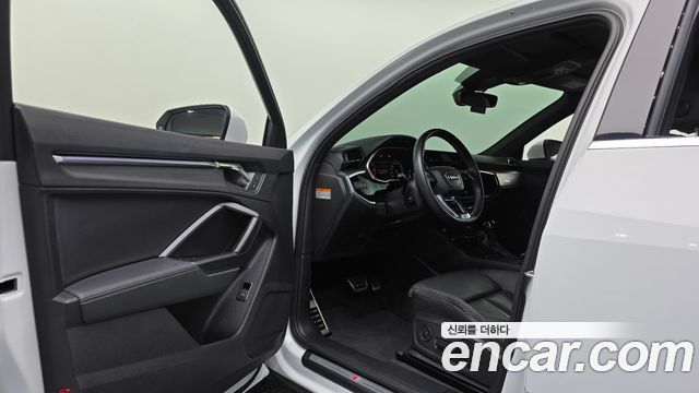 Audi Q3 35 TDI Premium Sportback
