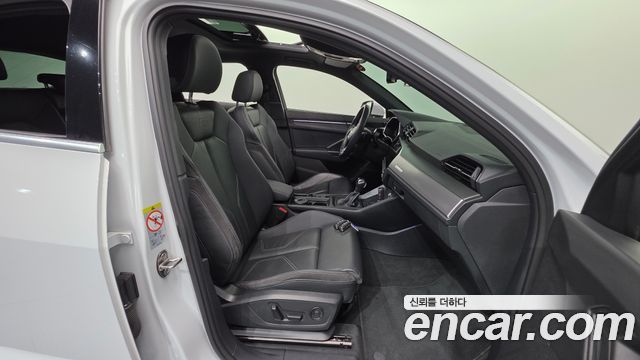 Audi Q3 35 TDI Premium Sportback