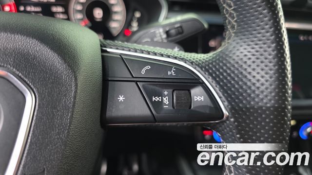 Audi Q3 35 TDI Premium Sportback