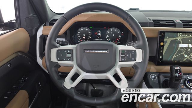 Land Rover Defender 110 P300 X-Dynamic SE