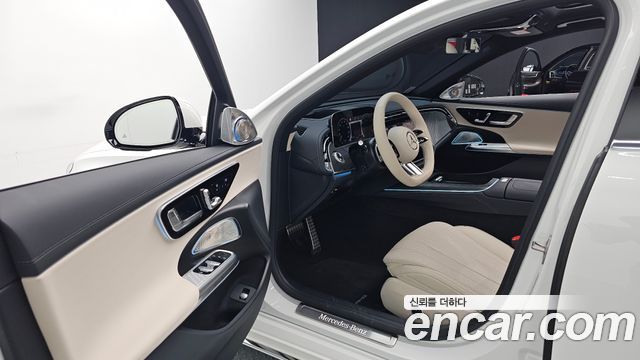 Mercedes-Benz E-Class E200 AMG Line