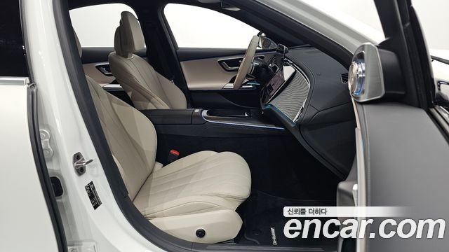 Mercedes-Benz E-Class E200 AMG Line