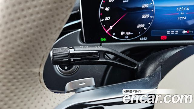 Mercedes-Benz E-Class E200 AMG Line