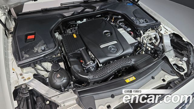 Mercedes-Benz E-Class E300 Avantgarde