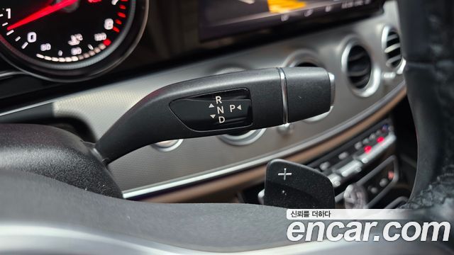 Mercedes-Benz E-Class E300 Avantgarde