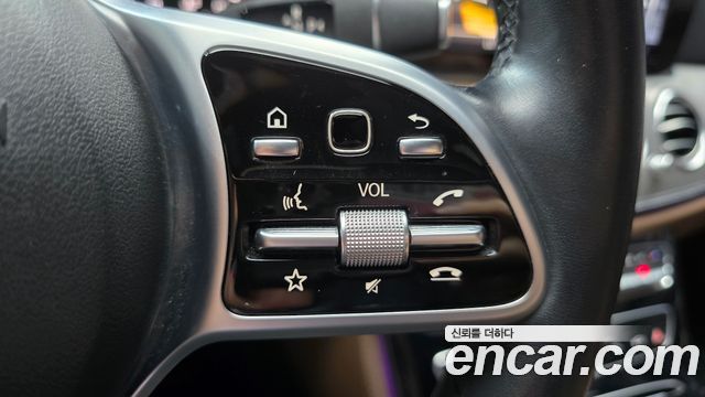 Mercedes-Benz E-Class E300 Avantgarde