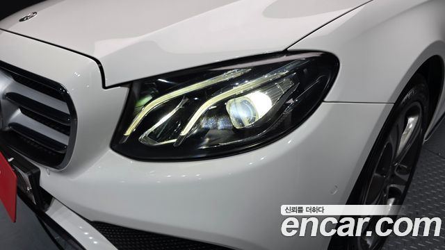 Mercedes-Benz E-Class E300 Avantgarde