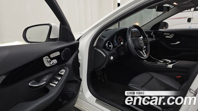 Mercedes-Benz C-Class C200