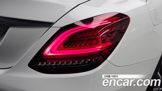 Mercedes-Benz C-Class C200