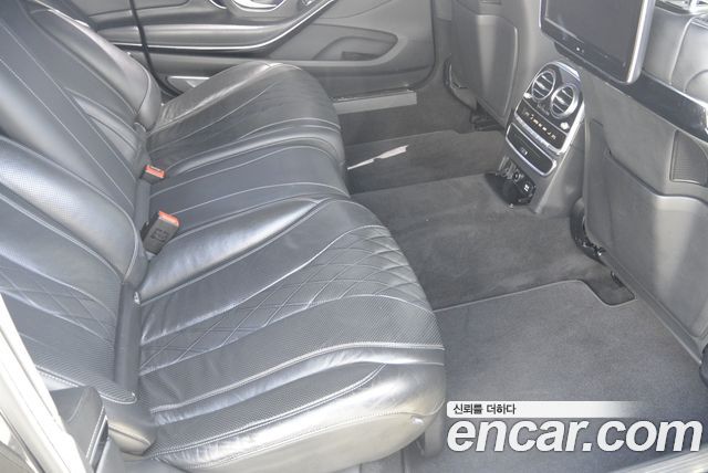 Mercedes-Benz S-Class Maybach S500 4MATIC