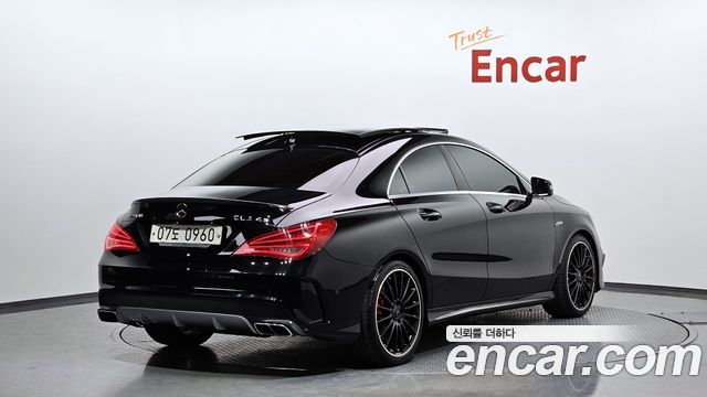 Mercedes-Benz CLA-Class CLA45 AMG 4MATIC